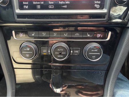 2015 Volkswagen Golf - thumbnail 17