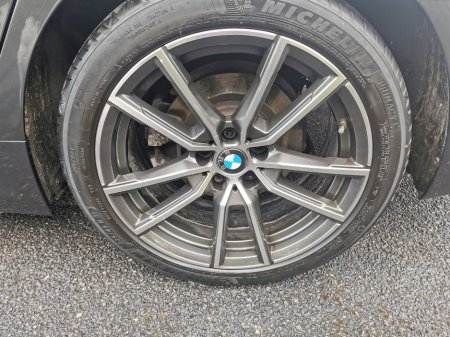 2019 BMW 3 Series - thumbnail 18