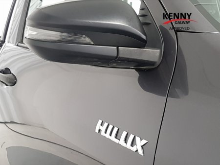 2022 Toyota Hilux 2.4 DLX SINGLE CAB 2DR €31,990 thumbnail