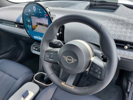 2025 MINI Hatch COOPER Cooper C 5DR €39,995 thumbnail