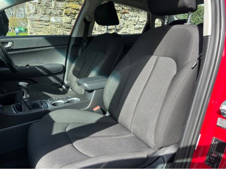 2016 Kia Optima - thumbnail 22