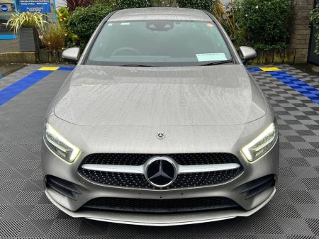 2021 Mercedes-Benz A Class A200d AMG-LINE PREMIUM PLUS // VIRTUAL COCKPIT // FULL SERVICE HISTORY // 18" DIAMOND CUT ALLOYS €32,900 thumbnail