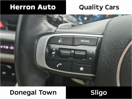 2023 Kia Sportage - thumbnail 6