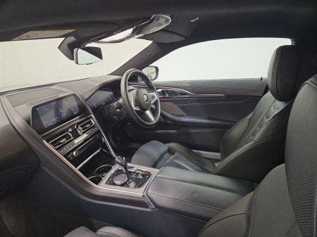 2019 BMW 8 Series - thumbnail 7