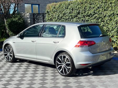2015 Volkswagen Golf - thumbnail 5