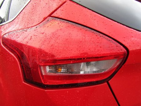 2016 Ford Focus 1.0 Zetec Ecoboost 100PS 5DR €9,950 thumbnail