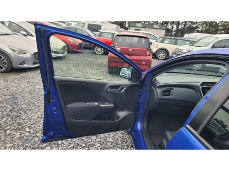 2017 Honda Grace - thumbnail 12