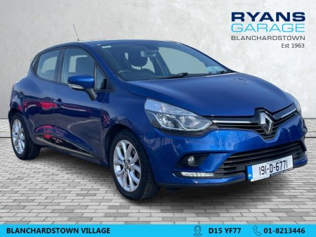 2019 Renault Clio - thumbnail 1
