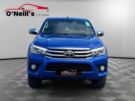 2017 Toyota Hilux - thumbnail 4