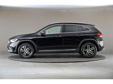 2023 Mercedes-Benz GLA Class 180D *BEIGE LEATHER* €41,890 thumbnail