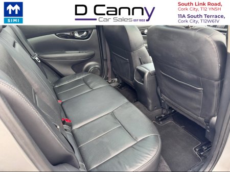 2017 Nissan Qashqai 1.2 SV CVT PREMIUM '17 4DR AUTO €16,900 thumbnail