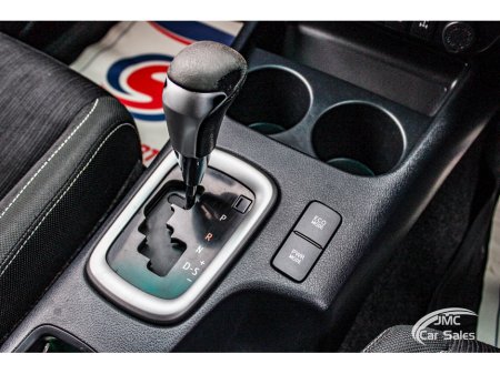 2019 Toyota Hilux - thumbnail 20