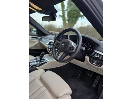 2019 BMW 5 Series - thumbnail 10