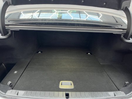 2017 BMW 7 Series 2017 BMW 740E IPERFORMANCE M-SPORT 2.0AUTOMATIC / CRUISE CONTROL / 360° PARKING CAMERA / ELECTRIC MEMORY HEATED & MASSAGING SEATS / PADDLE SHIFTERS / PANORAMIC SUNROOF / HEATED REAR SEATS thumbnail