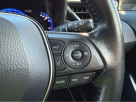 2022 Toyota Corolla 1.8 Hybrid Luna, New Nct 01/2028, Full Service History (16 Stamps!), Reversing Camera, Bluetooth, Cruise Control, Lane Assist, A/C, Alloys, Parking Sensors, 5 Door, Finance Available, Service Included €15,750 thumbnail