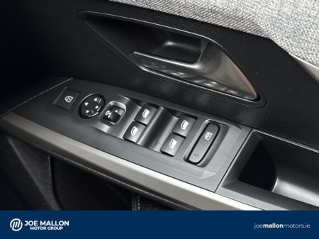 2025 Peugeot 3008 - thumbnail 19