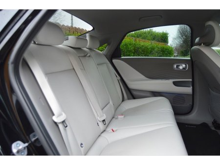 2023 Hyundai Ioniq 6 Ioniq 6 Elegance 77 kW €35,995 thumbnail