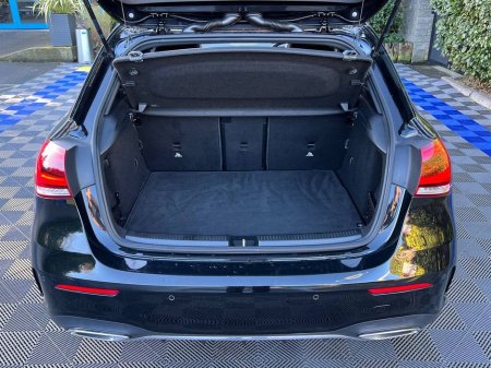 2019 Mercedes-Benz A Class A200d AMG-LINE PREMIUM PLUS // OPENING PAN ROOF // LEATHER HEATED SEATS // VIRTUAL COCKPIT €26,900 thumbnail