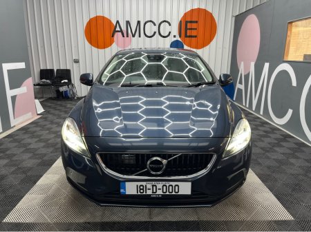 2018 Volvo V40 - thumbnail 6