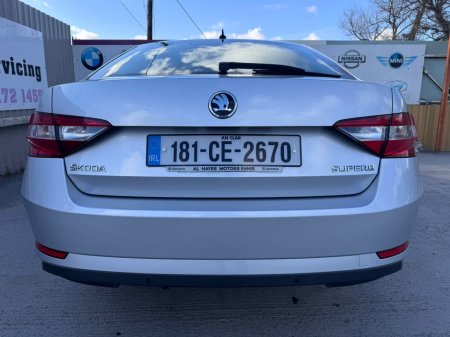 2018 Skoda Superb - photo 4