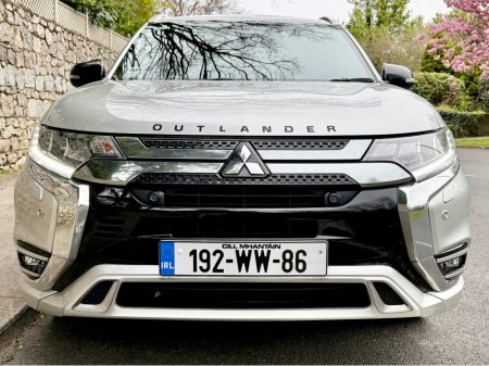 2019 Mitsubishi Outlander - thumbnail 5