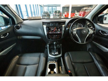 2021 Nissan Navara - thumbnail 24