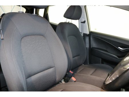 2020 Hyundai ix20 DELUXE 1.2L PETROL HATCHBACK €15,295 thumbnail