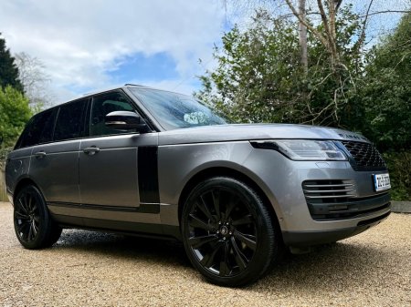 2021 Land Rover Range Rover - view 2