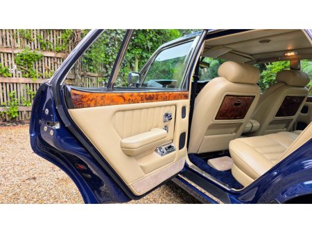 1994 Bentley Turbo R  €39,950 thumbnail