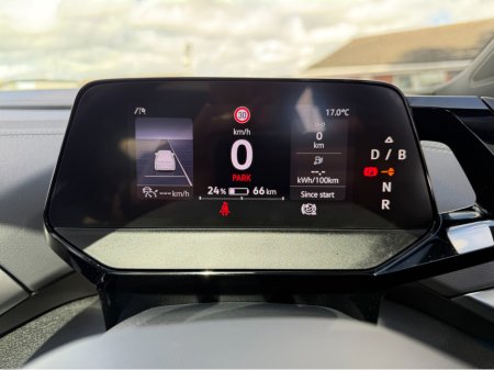 2023 Volkswagen ID.4 - thumbnail 11