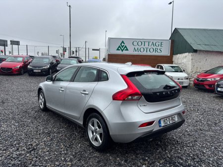 2015 Volvo V40 1.6 D2 (115hp) SE Leather €8,950 thumbnail