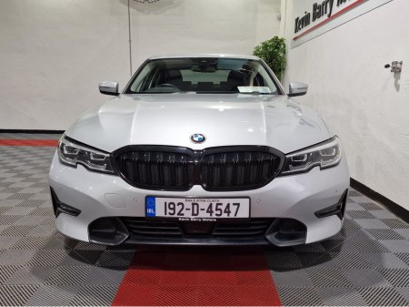 2019 BMW 3 Series 320D G20 SPORT AUTOMATIC **ORIGINAL IRISH CAR / LOW MILEAGE / 18" ALLOYS / APPLE CARPLAY / CRUISE CONTROL / FULL BLACK LEATHER / HEATED SEATS / SAT NAV / REVERSE CAMERA / FULL BMW SERVICE RECORD** €27,900 thumbnail