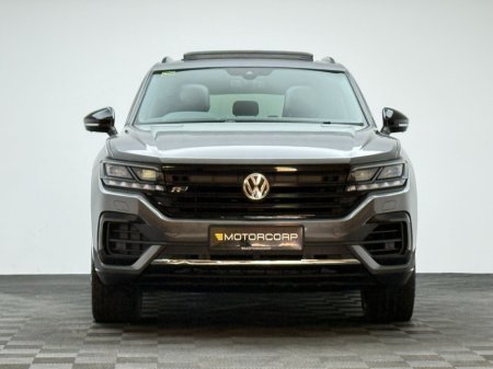 2020 Volkswagen Touareg - thumbnail 2