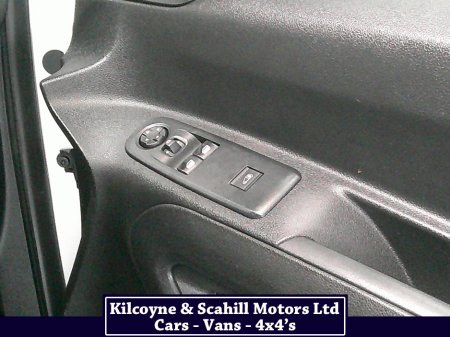 2022 Peugeot Partner - thumbnail 17