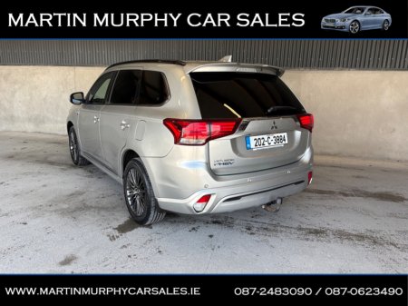 2020 Mitsubishi Outlander - thumbnail 9