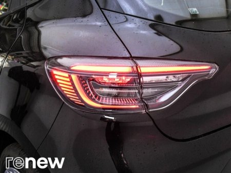 2025 Renault Clio - thumbnail 22