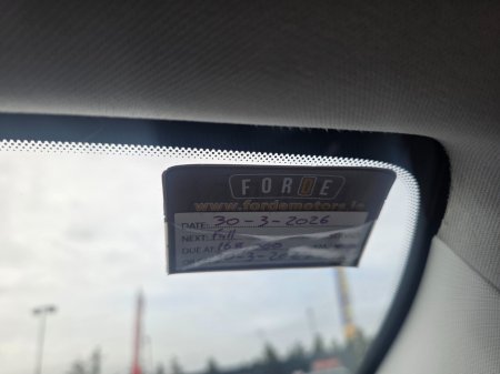 2016 Peugeot 2008 - thumbnail 11