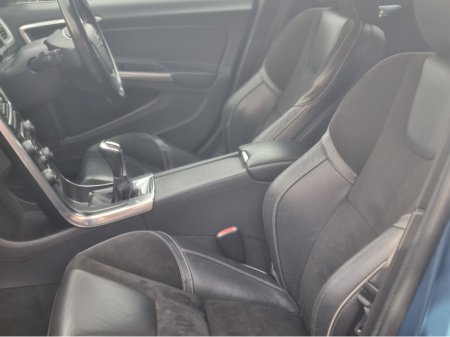 2015 Volvo V60 - thumbnail 9