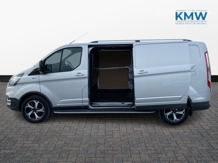 2023 Ford Transit Custom - view 3