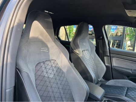 2024 Volkswagen Golf - thumbnail 21