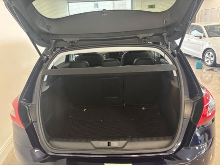 2019 Peugeot 308 1.5 HDi 130bhp Auto Allure €15,495 thumbnail