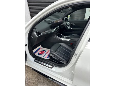 2022 BMW 3 Series - thumbnail 24