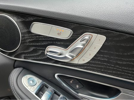 2018 Mercedes-Benz C Class - thumbnail 13