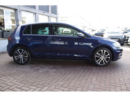 2020 Volkswagen Golf 1.2TSI COMFORTLINE PLUS WITH ONLY 76,000 KMS // AS NEW CONDITION  // BUY WITH CONFIDENC AA AND SIMI APPROVED DEALER 2025 // FINANCE ARRANGED // ALL TRADE INS WELCOME // €22,950 thumbnail
