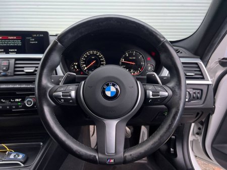 2018 BMW 3 Series 320d M-SPORT COMPETITION // FULL SERVICE HISTORY // LEATHER POWERED HEATED SEATS // DUAL ZONE CLIMATE CONTROL €25,950 thumbnail