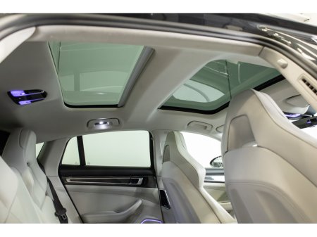 2018 Porsche Panamera - thumbnail 14