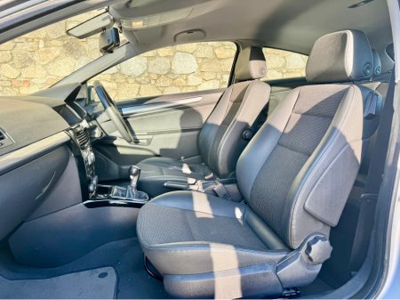 2008 Opel Astra SPORT DESIGN 1.6 I 16V!! NEW NCT !! €2,950 thumbnail