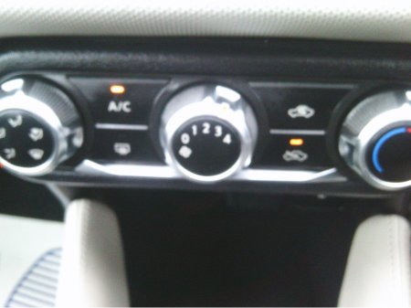 2018 Nissan Micra - thumbnail 15