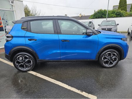 2025 Citroen C3 PLUS PURETECH 100 MY22 4DR €22,450 thumbnail