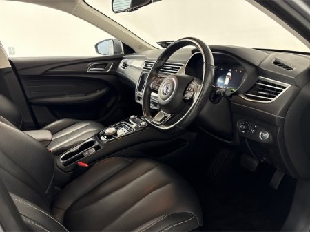 2022 MG 5 EXCLUSIVE**HEATED LEATHER SEATS**SEMI DIGITAL DASH**TOUCHSCREEN INFOTAINMENT**APPLE CAR PLAY**MULTIFUNCTIONAL STEERING WHEEL**CRUISE CONTROL**REVERSE CAMERA**PARKING SENSORS**KEYLESS START**ISOFIX** €18,995 thumbnail